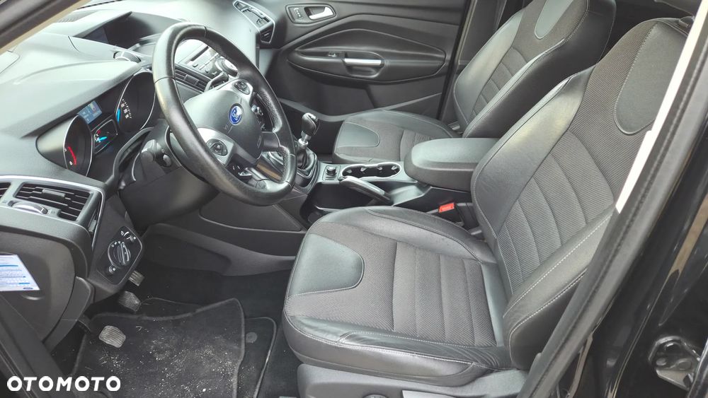 Ford Kuga 2.0 TDCi Titanium S - 26