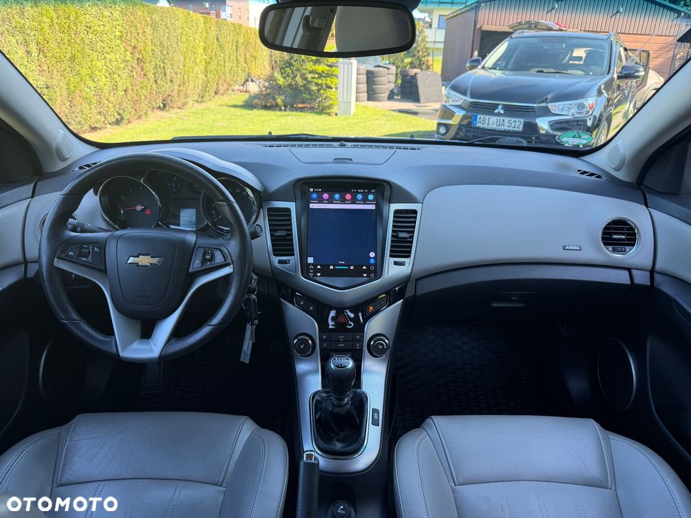 Chevrolet Cruze 1.8 LT+ - 14
