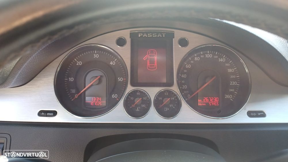 VW Passat Variant 2.0 TDi Sportline DSG - 3
