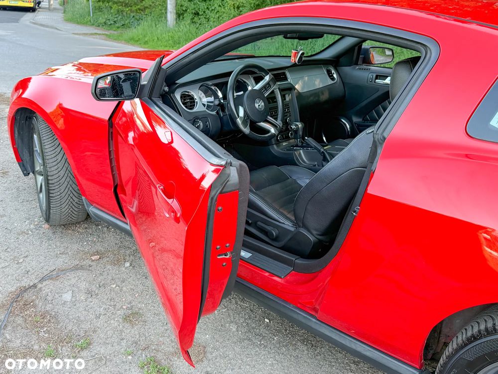 Ford Mustang 3.7 V6 Premium - 13