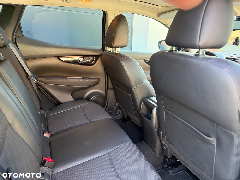 Nissan Qashqai 1.6 DIG-T Tekna - 17