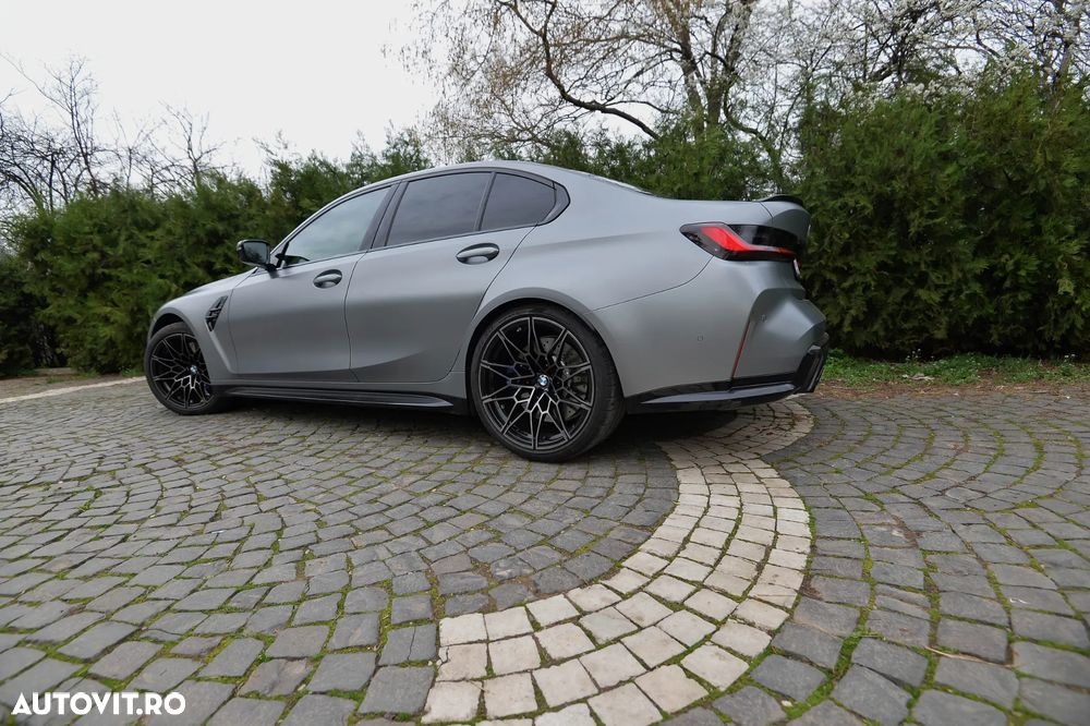 BMW M3 Competition xDrive AT - 11