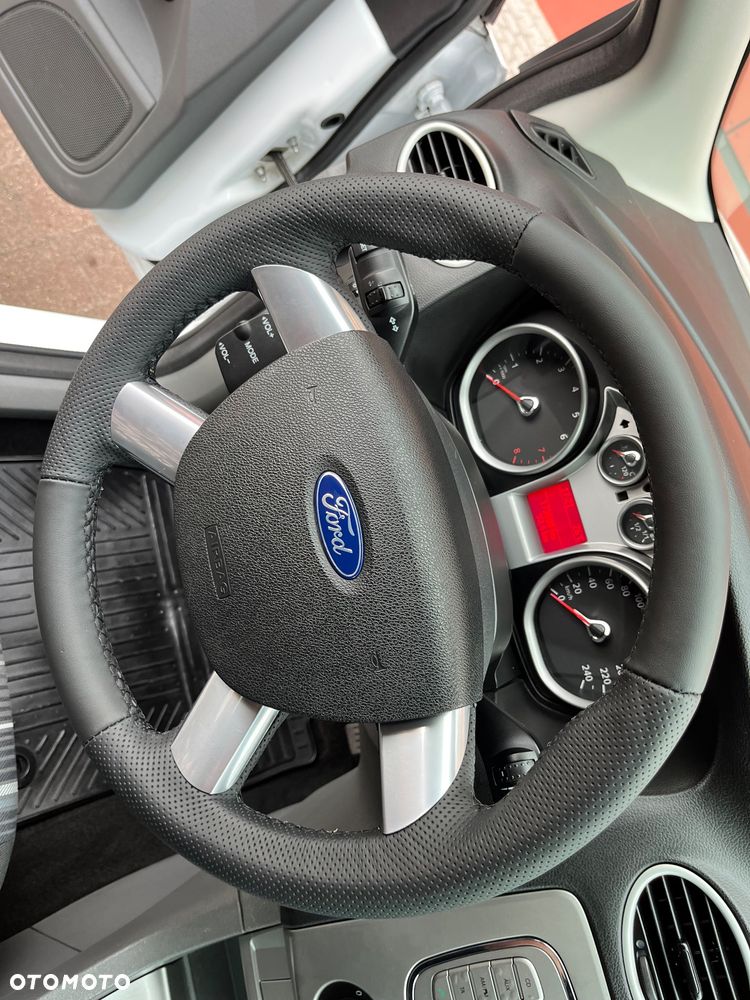 Ford Focus 1.6 16V Style - 34