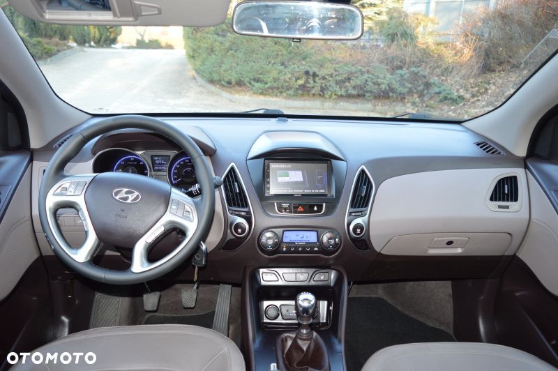 Hyundai ix35 - 22