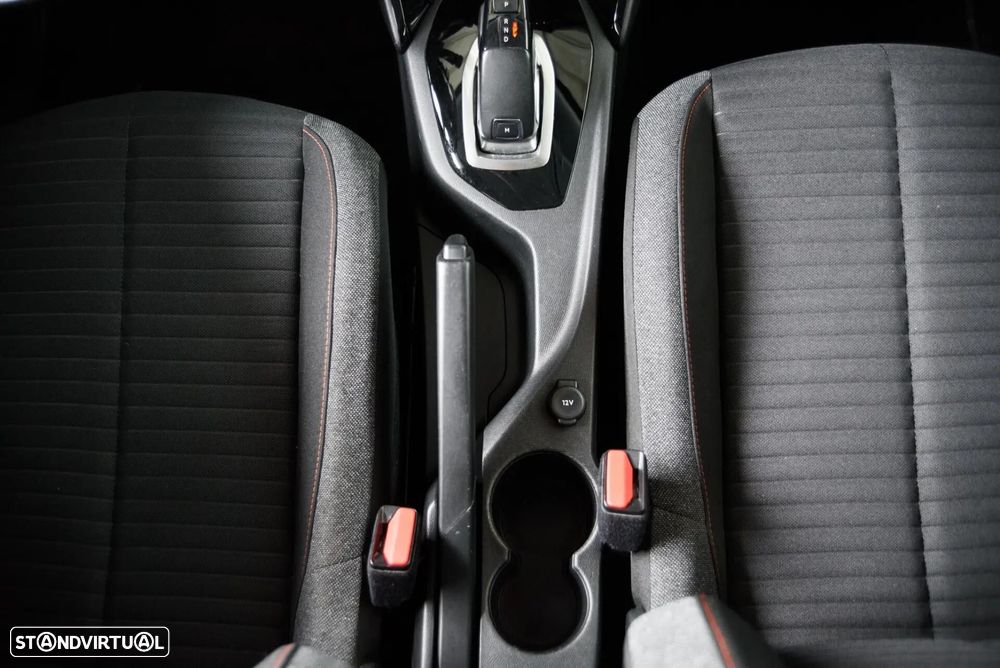 Peugeot 2008 PureTech 130 EAT8 Allure - 54