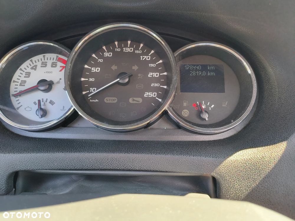 Renault Megane 2.0 16V TCE GT - 13