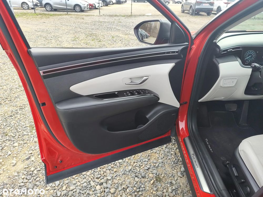 Hyundai Tucson 1.6 T-GDi 48V Platinum 4WD DCT - 10