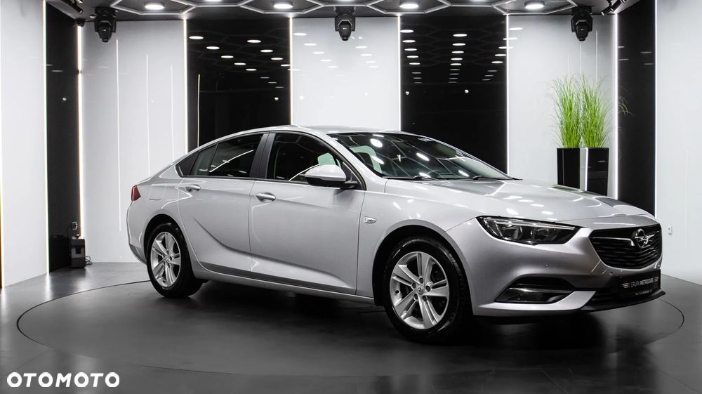 Opel Insignia 1.5 T Innovation S&S - 11