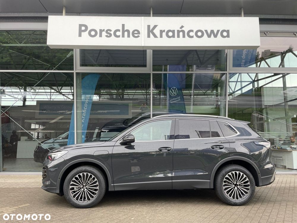 Volkswagen Tiguan - 6