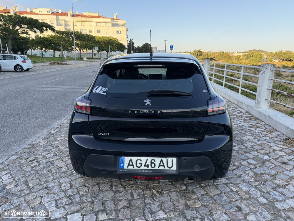 Peugeot 208 1.2 PureTech Active - 5