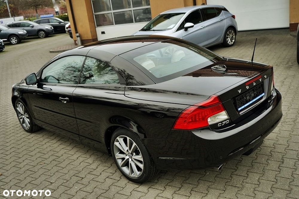 Volvo C70 - 30