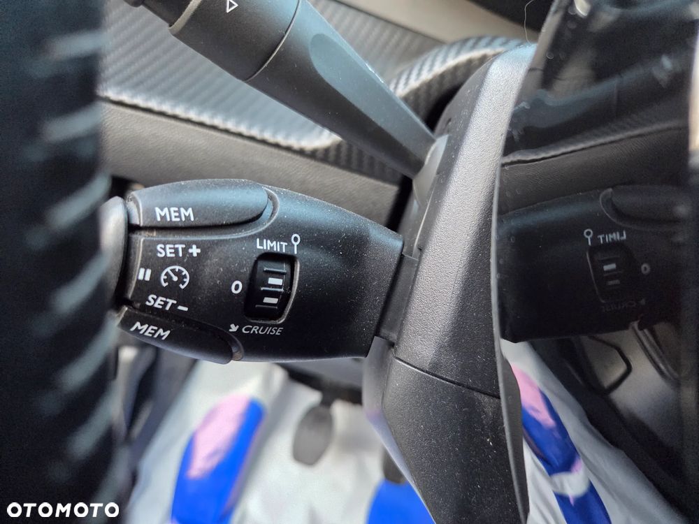 Peugeot 2008 PureTech 130 Allure - 20