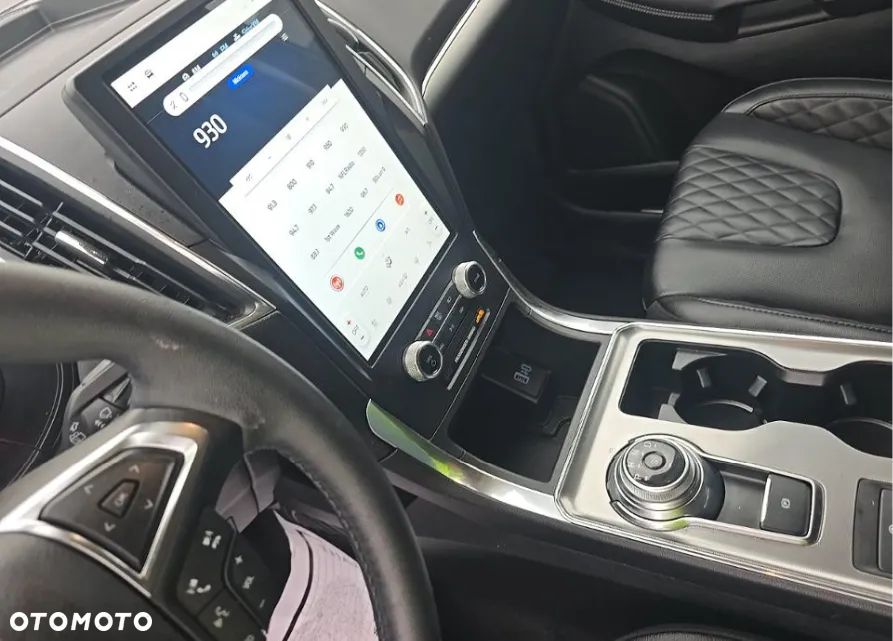 Ford Edge - 10