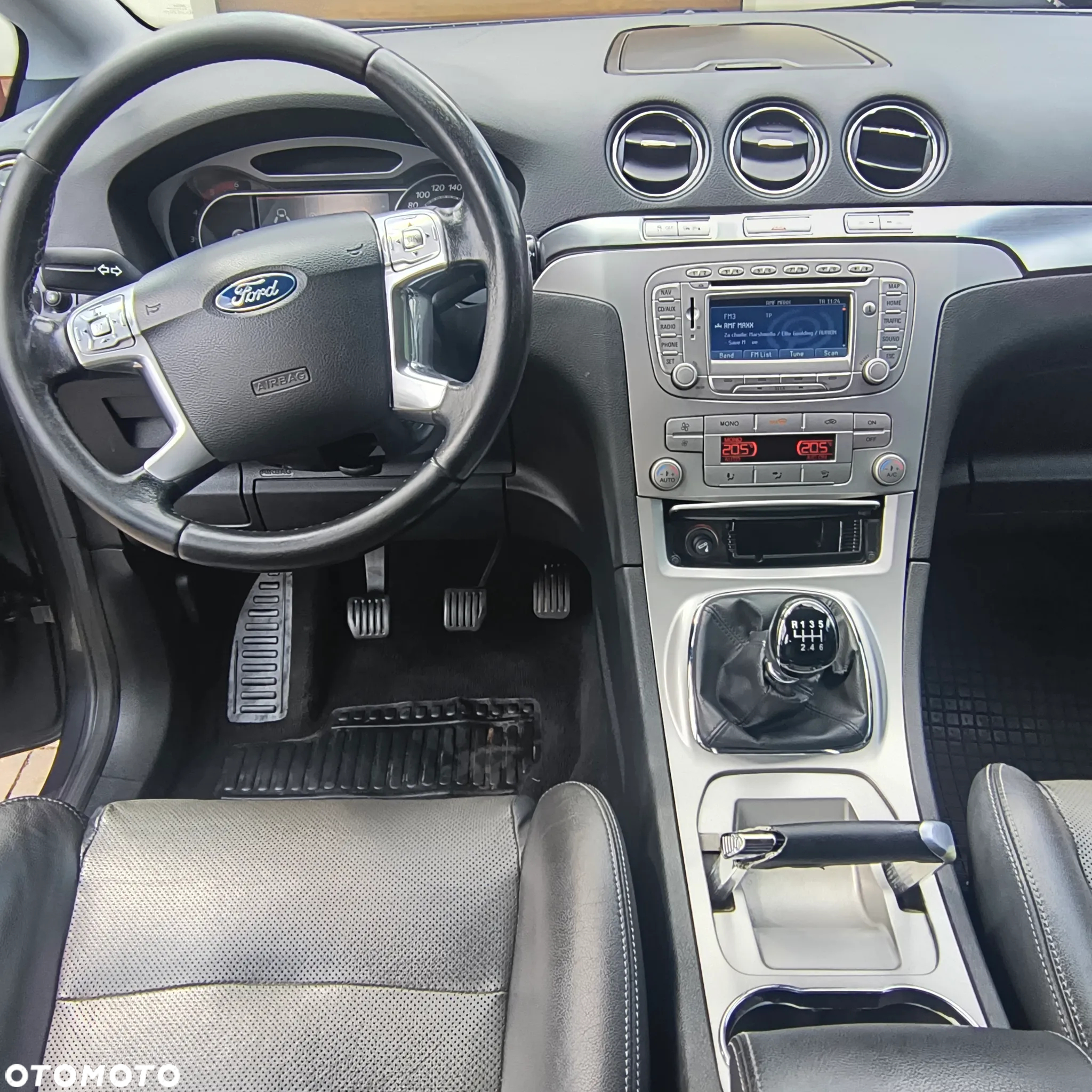 Ford S-Max 2.0 TDCi Titanium - 24