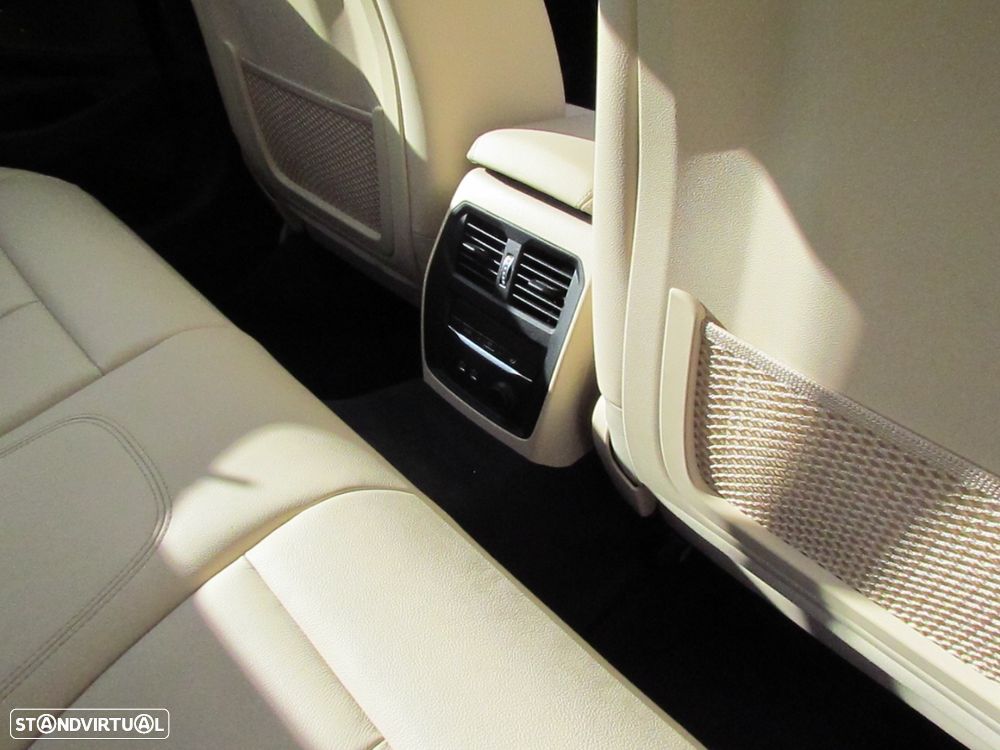 BMW 320 d Advantage Auto - 9