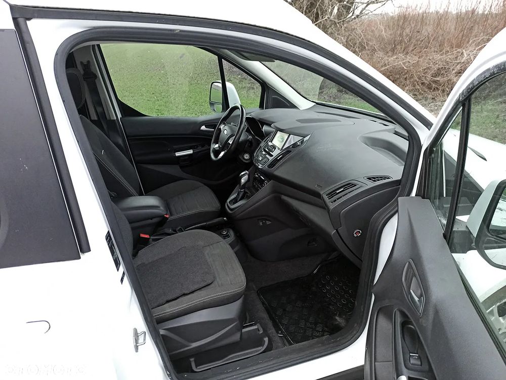 Ford Tourneo Connect - 6