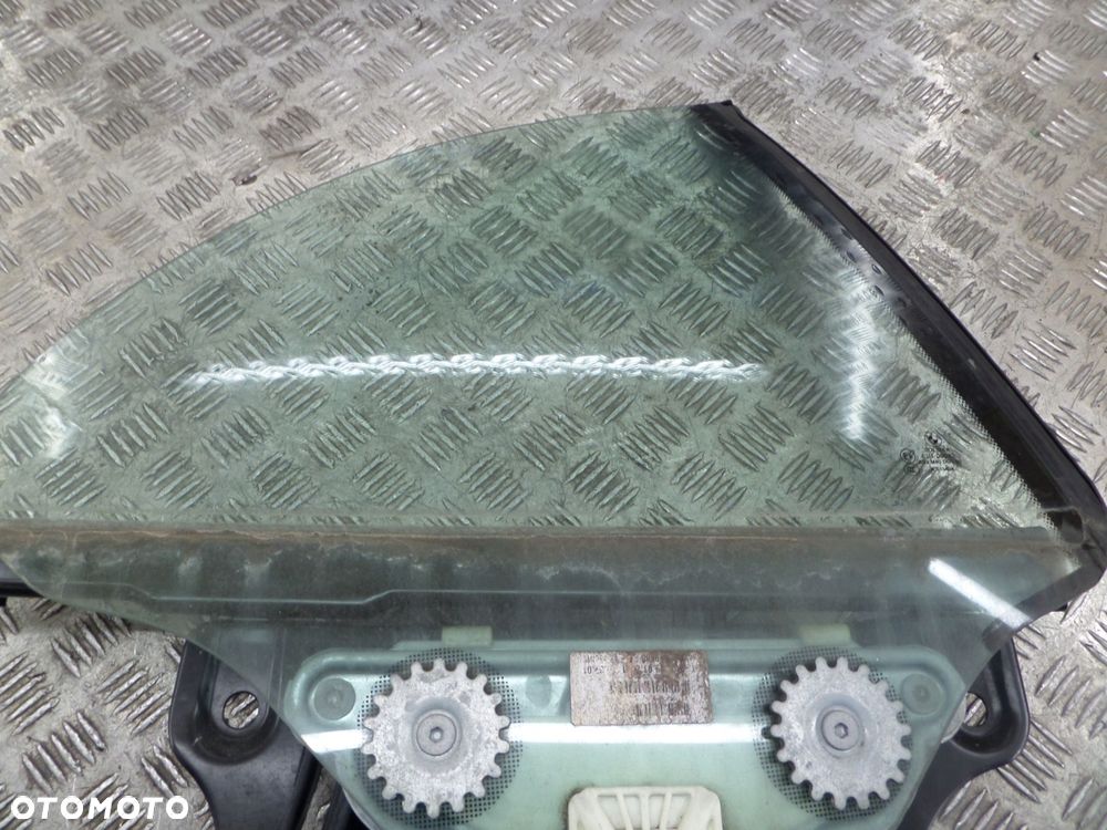 szyba bmw 6 f12 f13 cabrio prawy tył z mechanizmem - 5