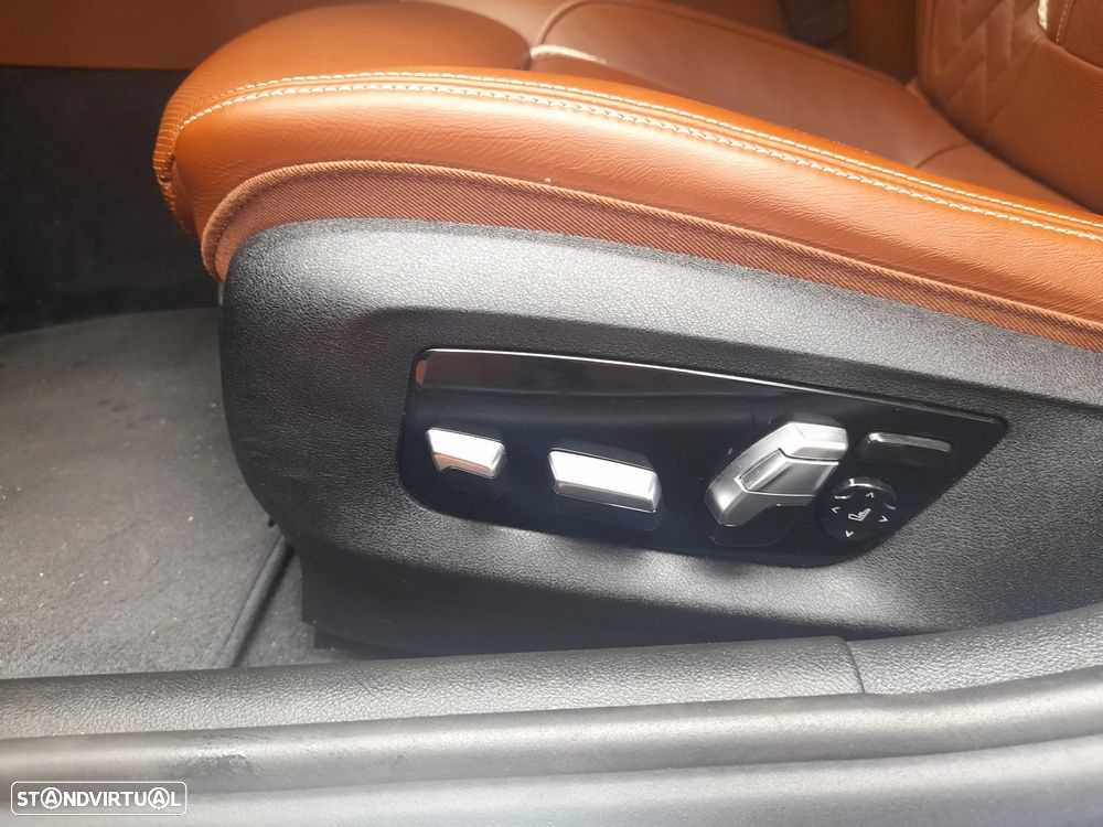 BMW 530 e Aut. Luxury Line - 34