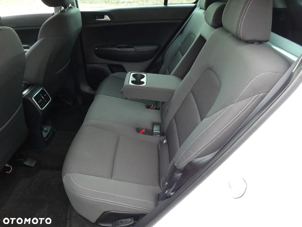 Kia Sportage 1.6 GDI L 2WD - 22