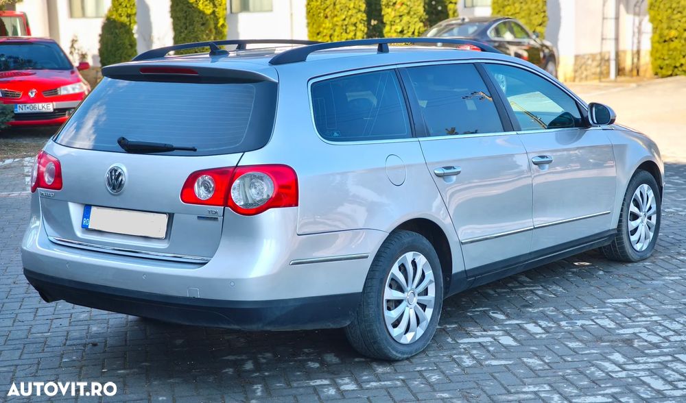 Volkswagen Passat - 5