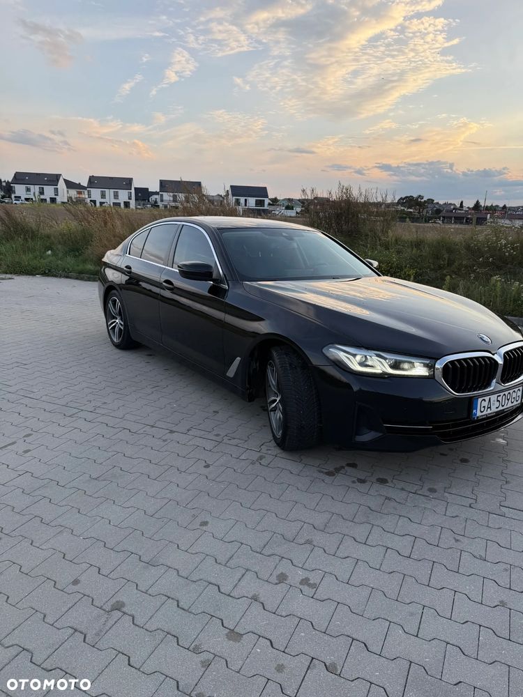 BMW Seria 5 518d - 10