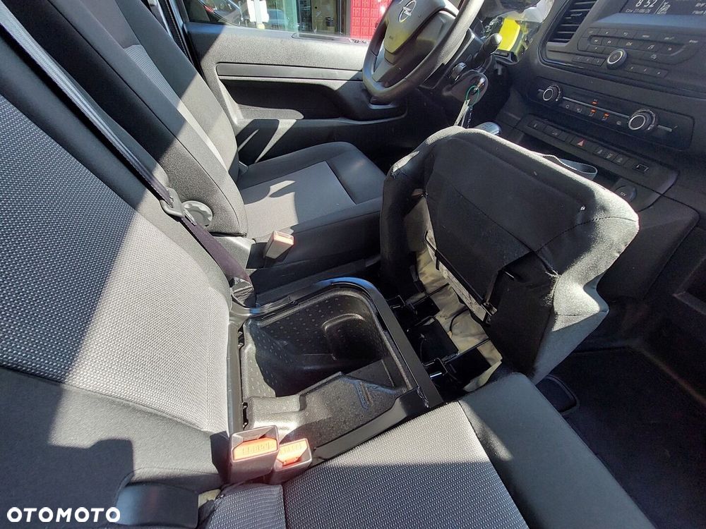 Opel Vivaro - 13