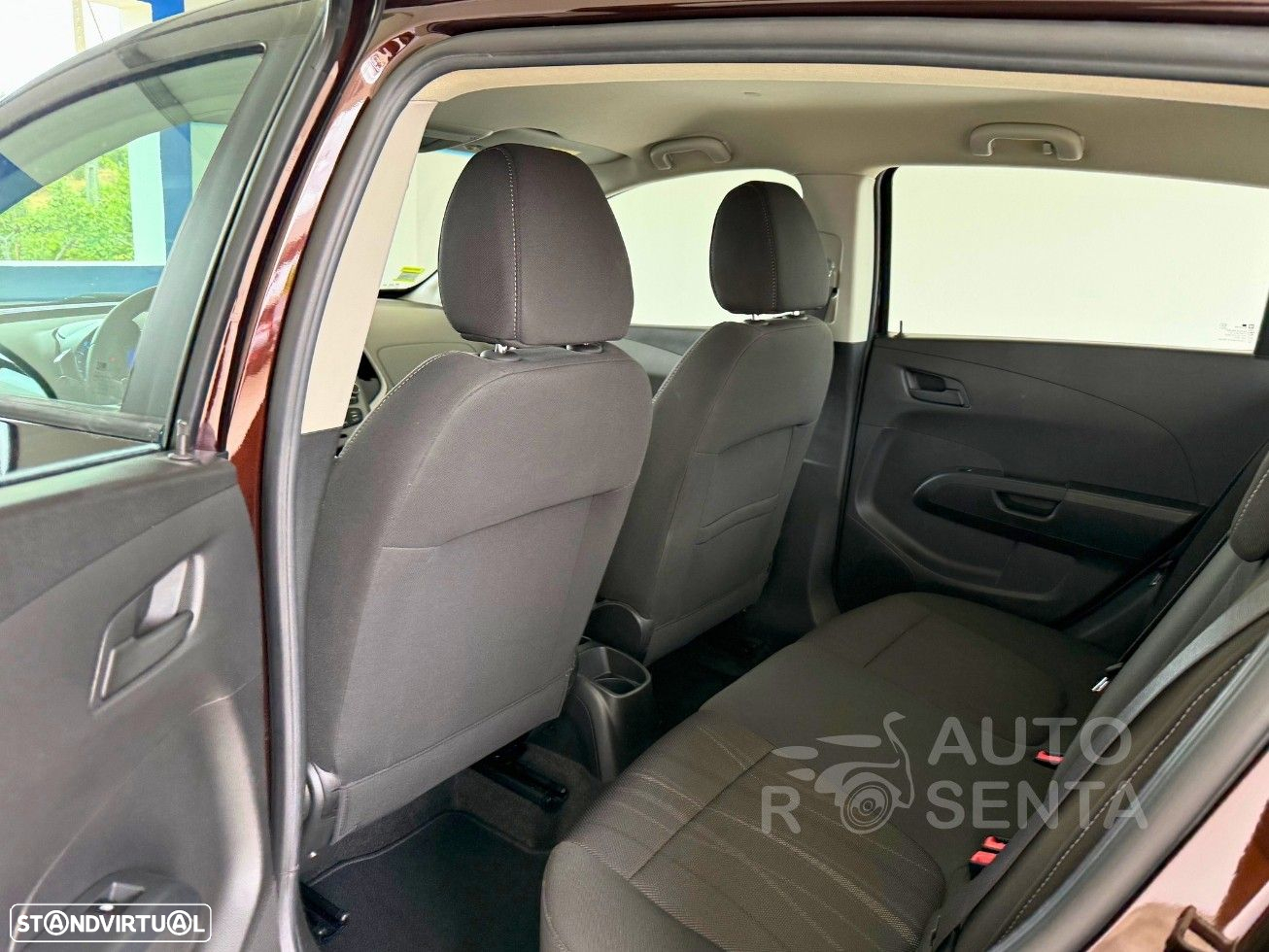 Chevrolet Aveo 1.2 L - 10