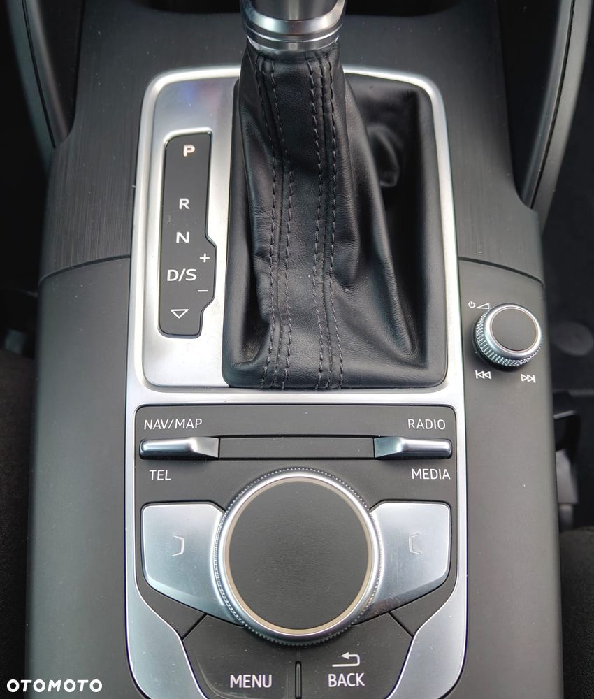 Audi A3 3-drzwiowe 1.6 TDI S tronic sport - 9