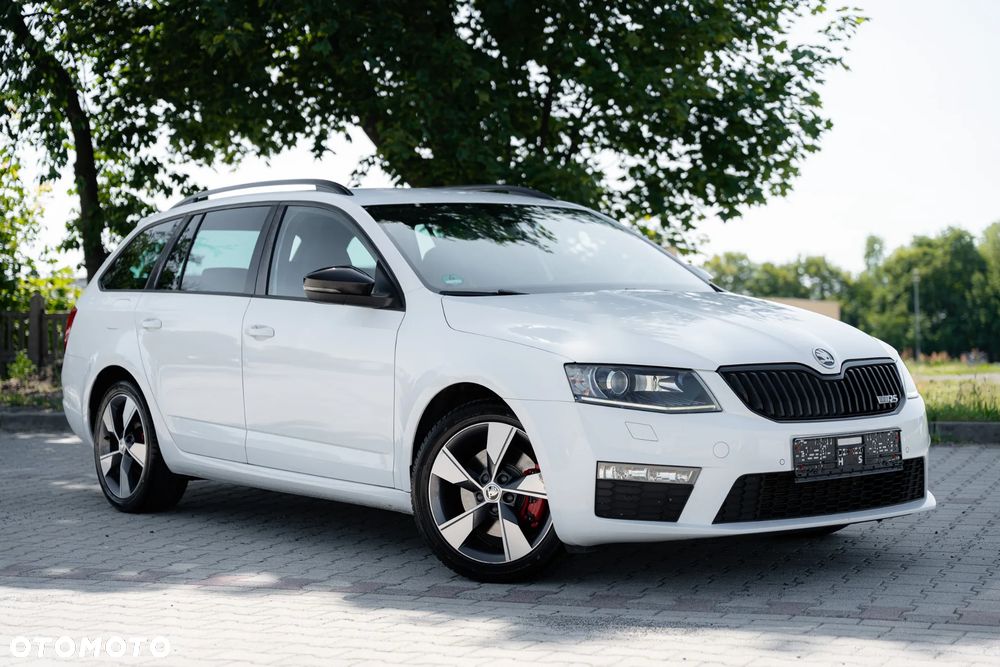Skoda Octavia 2.0 TDI RS Challenge DSG - 6