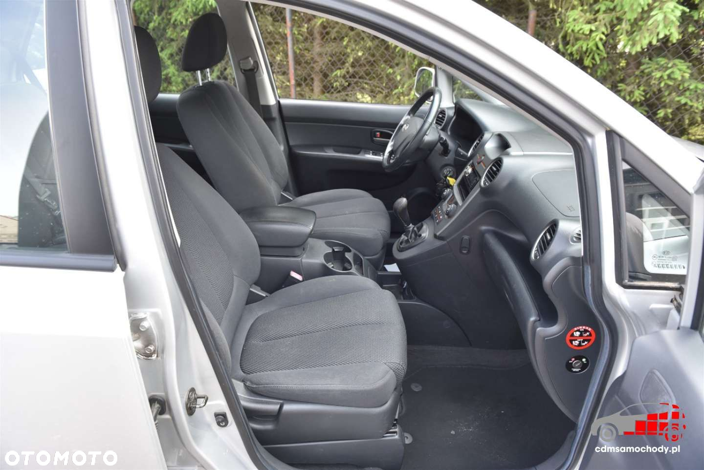 Kia Carens - 18
