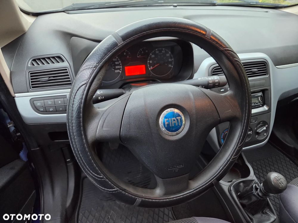 Fiat Grande Punto 1.2 8V Active - 12