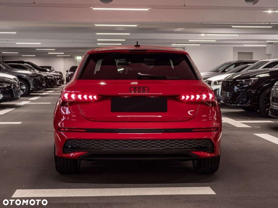 Audi A3 Sportback 35 TFSI mHEV Advanced S tronic - 2