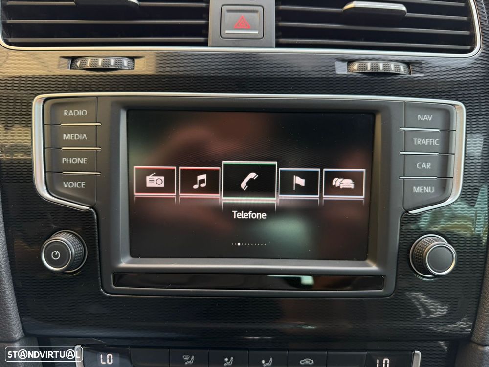 VW Golf 2.0 TDI GTD DSG - 33