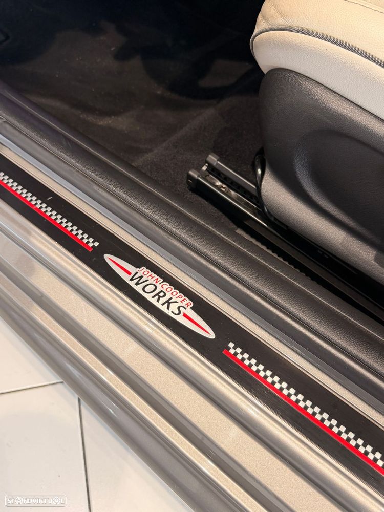 MINI Cabrio Cooper S Auto Desportiva - 40