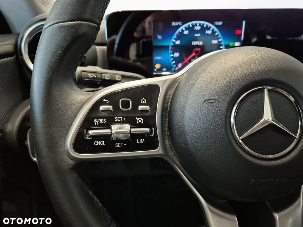 Mercedes-Benz CLA - 17