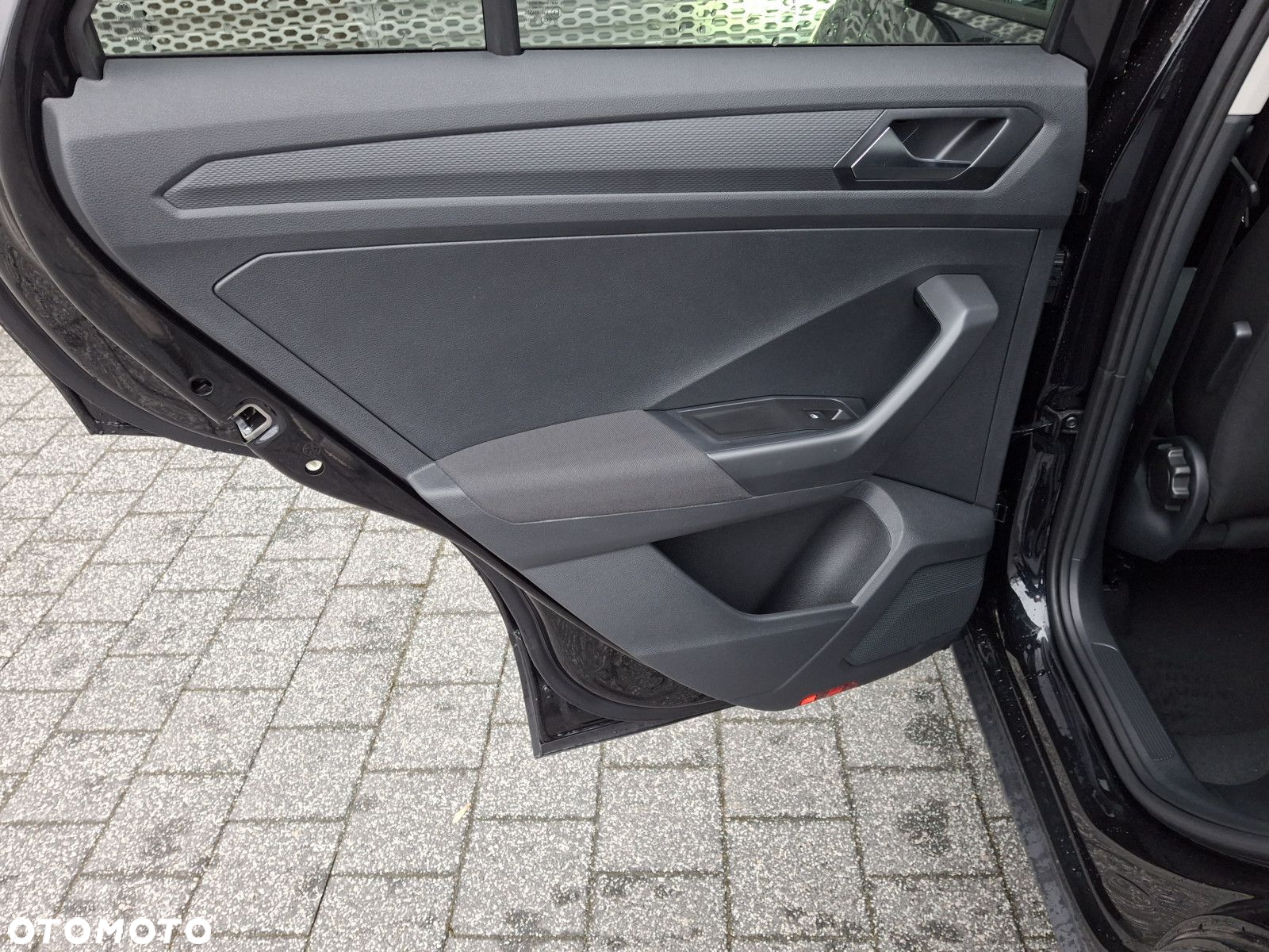Volkswagen T-Roc 1.5 TSI Life DSG - 10