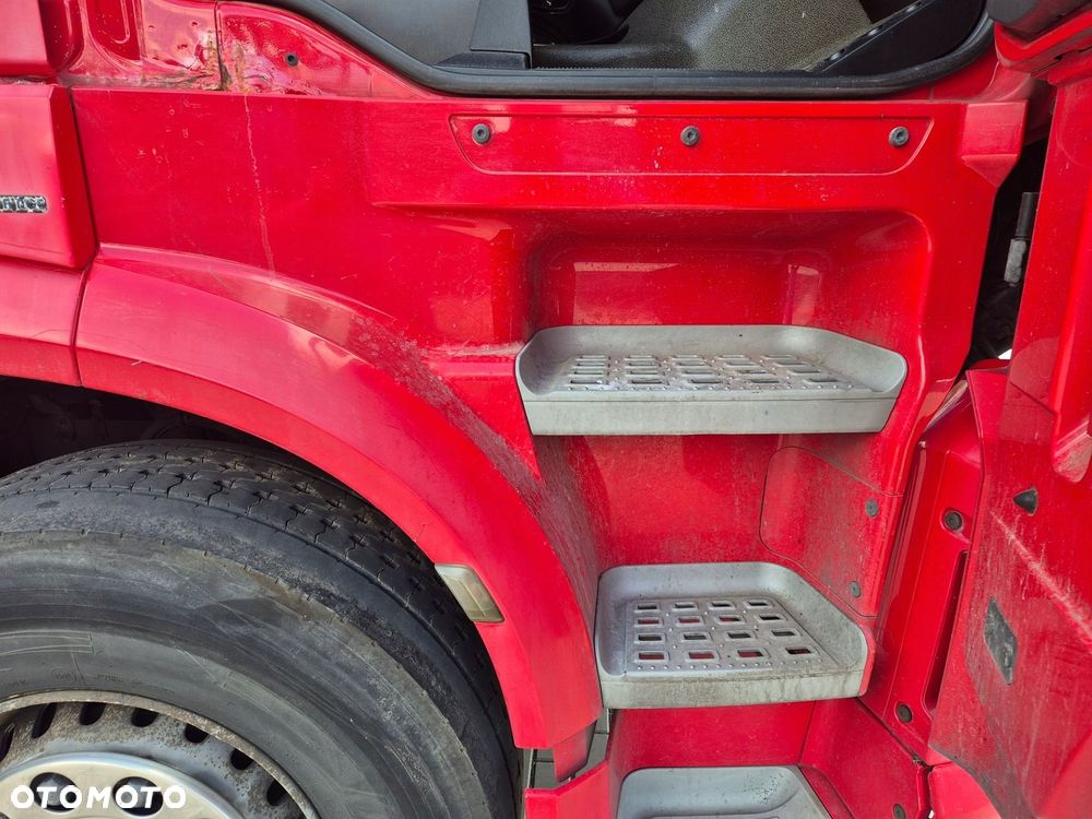 STOPIEŃ STOPNICA SCHODKI NADKOLE KABINY PRAWA KOMPLET DAF XF 106 EURO 6 - 1