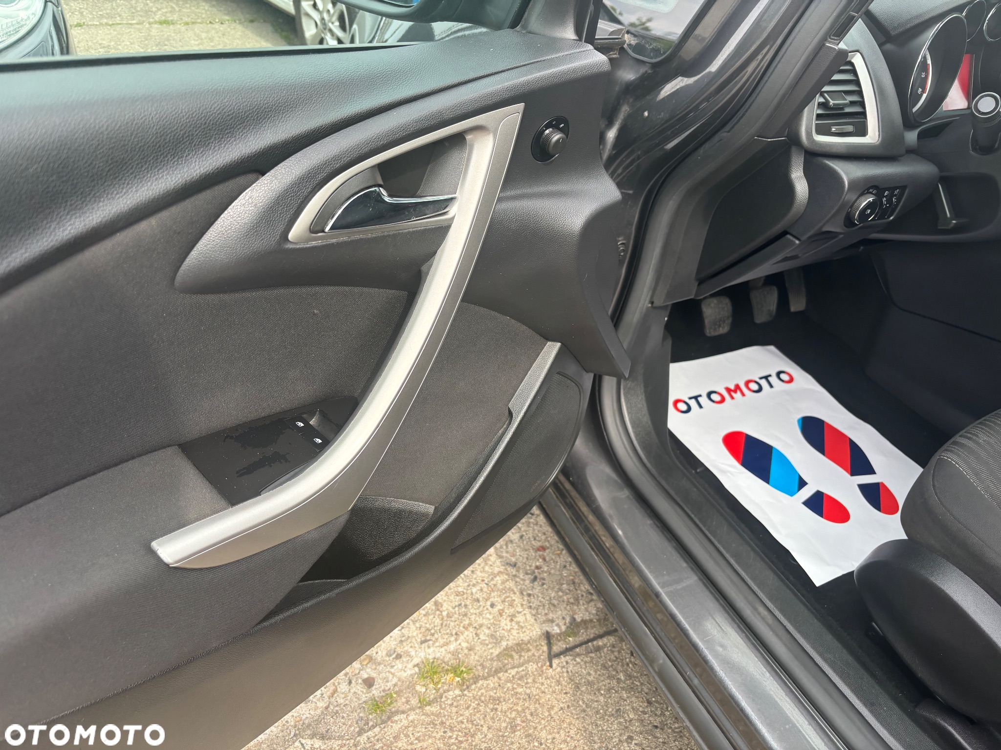 Opel Astra 1.4 Turbo Design Edition - 22