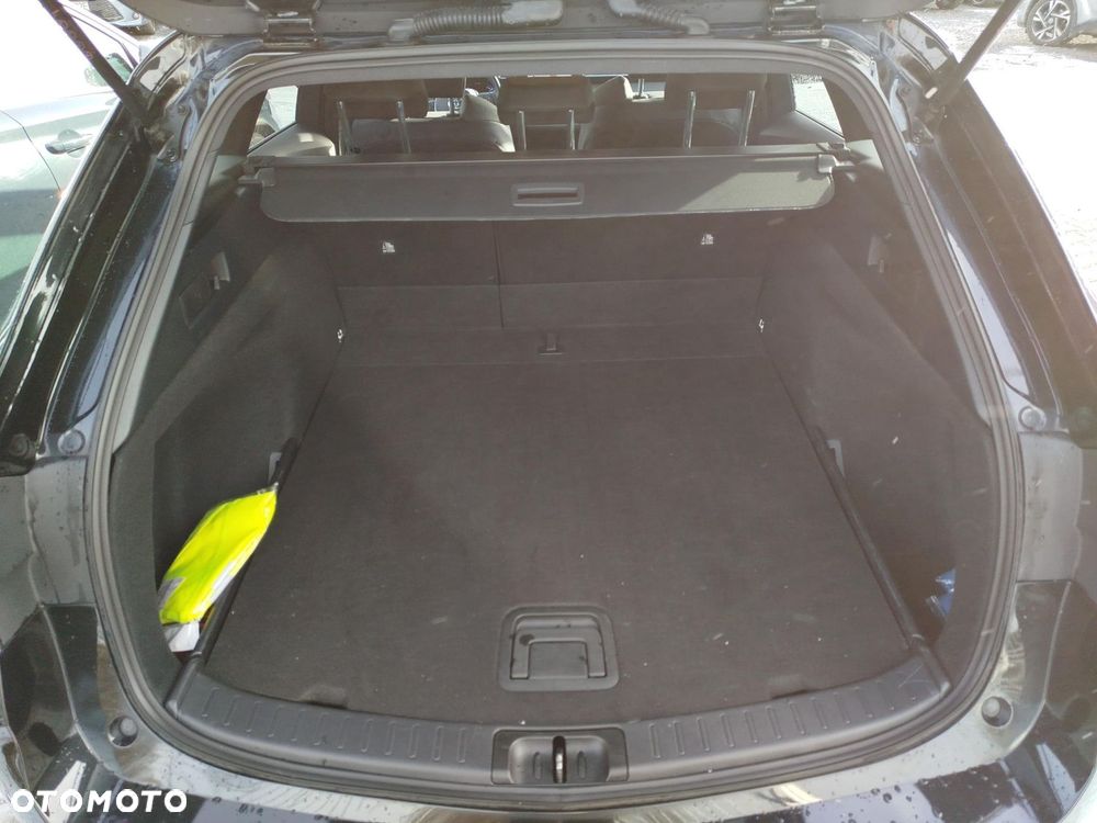 Toyota Corolla - 16