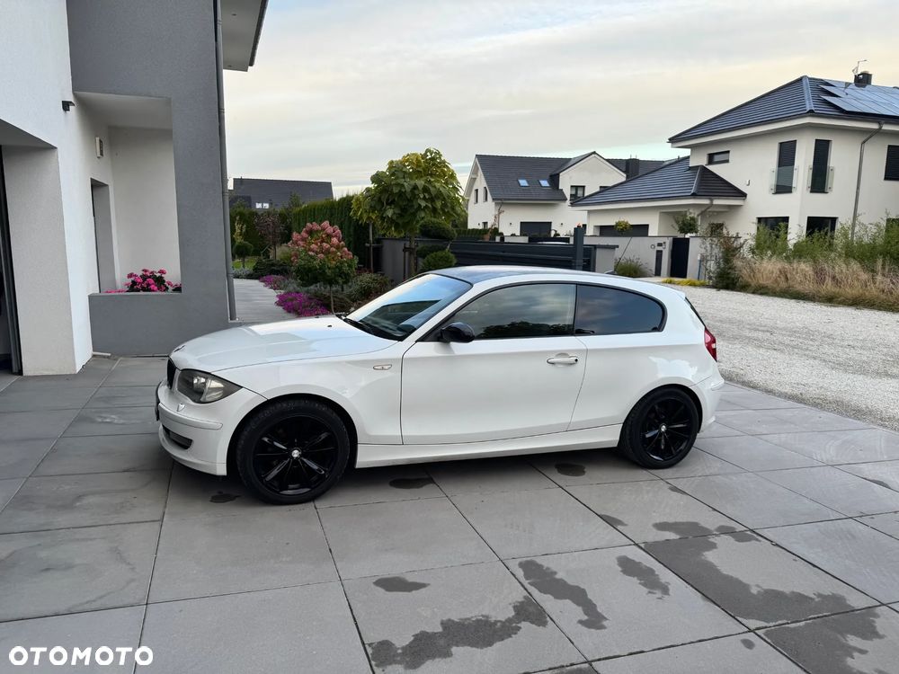 BMW Seria 1 - 17