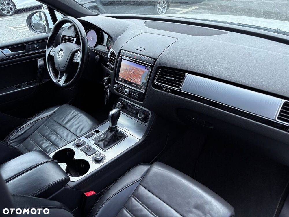 Volkswagen Touareg - 19