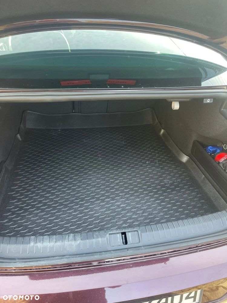 Volkswagen Passat 2.0 TDI SCR Comfortline - 7