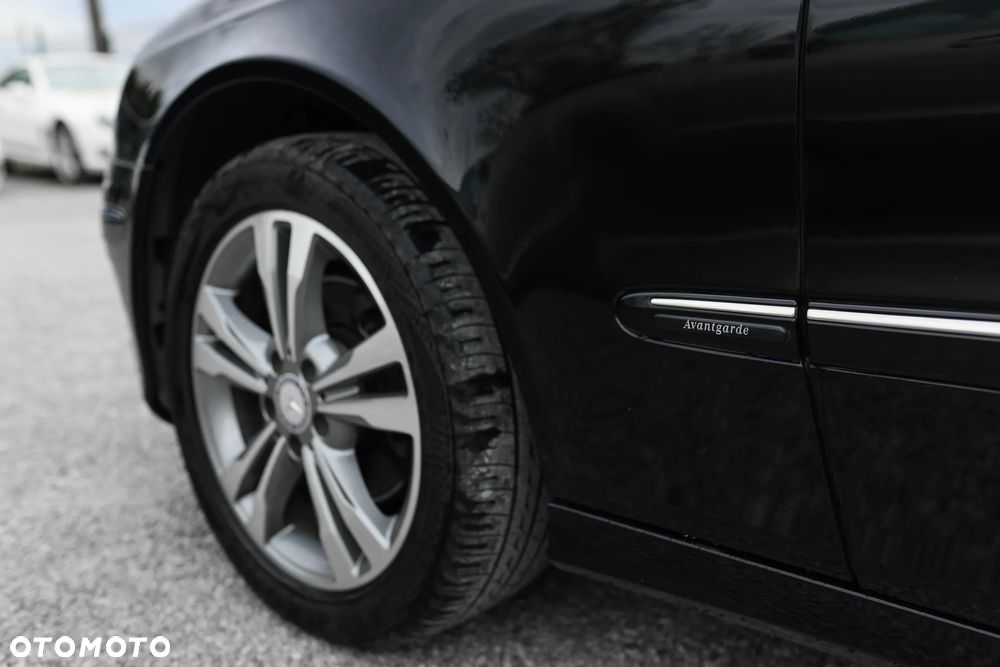 Mercedes-Benz Klasa E 350 4-Matic Avantgarde - 9
