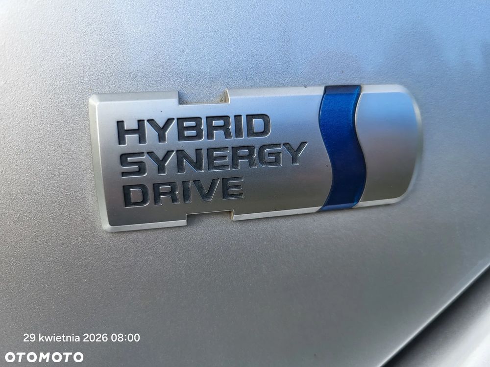 Toyota Prius (Hybrid) Executive - 8