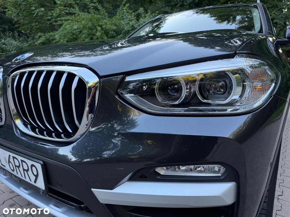 BMW X3 xDrive20d Luxury Line - 10