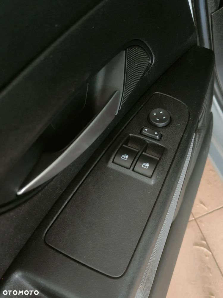 Fiat Grande Punto 1.4 8V Active - 11