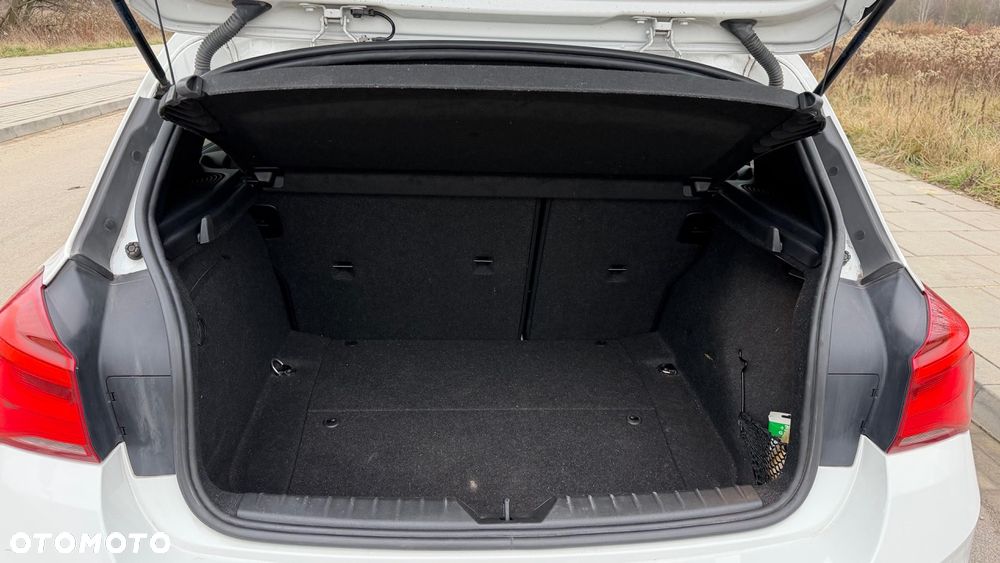 BMW Seria 1 118i M Sport - 16