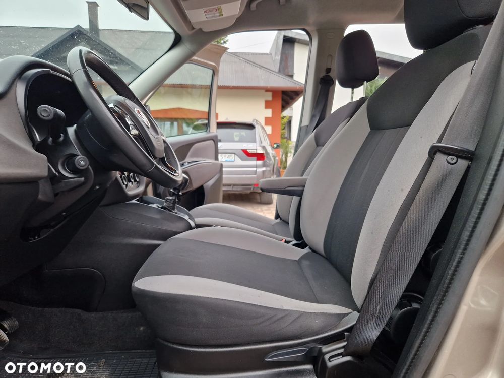 Fiat Doblo Kombi T-Jet Dynamic - 23