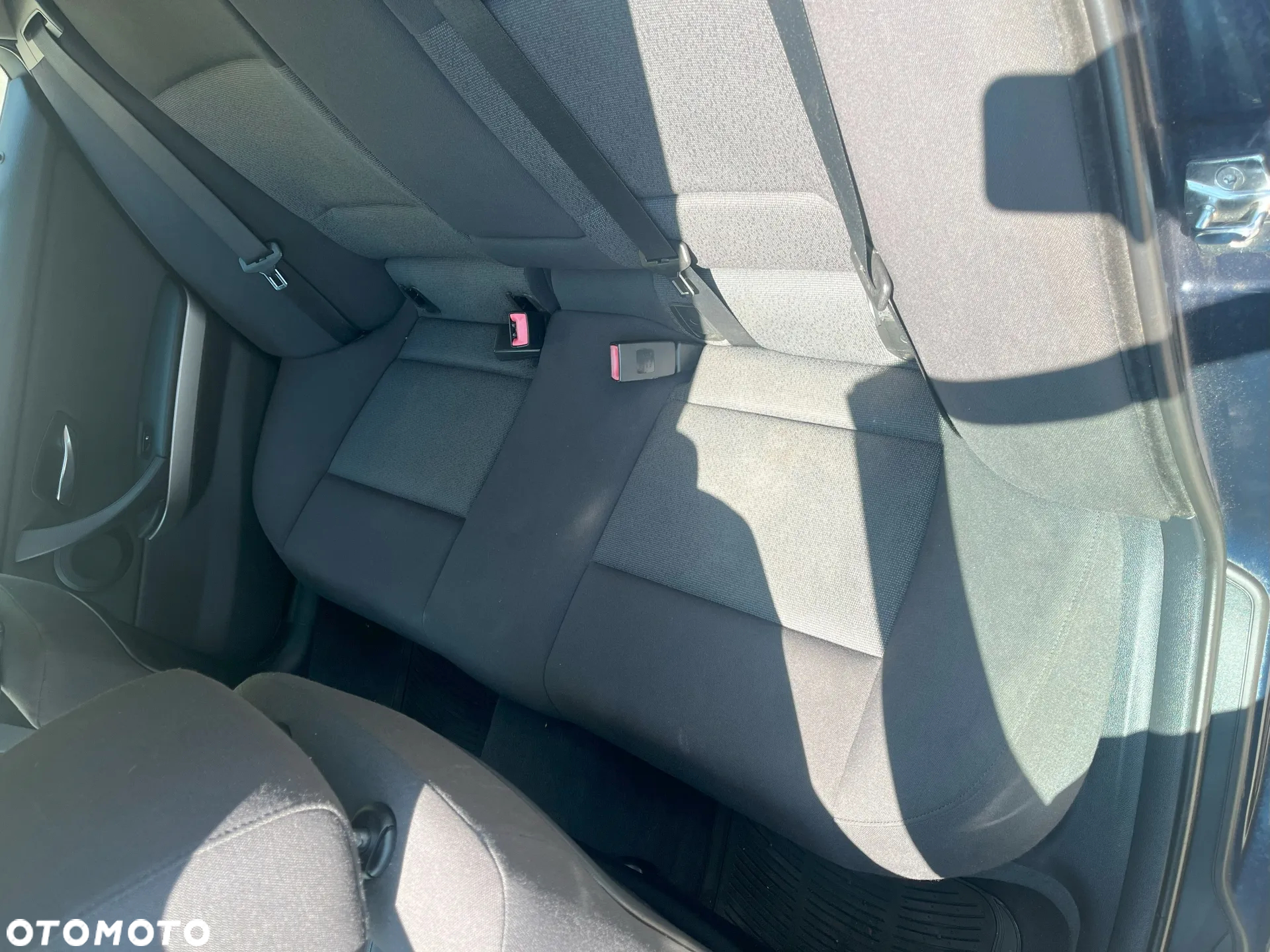 BMW Seria 3 320i - 9