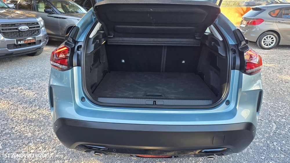 Citroën C4 1.2 PureTech Shine - 23